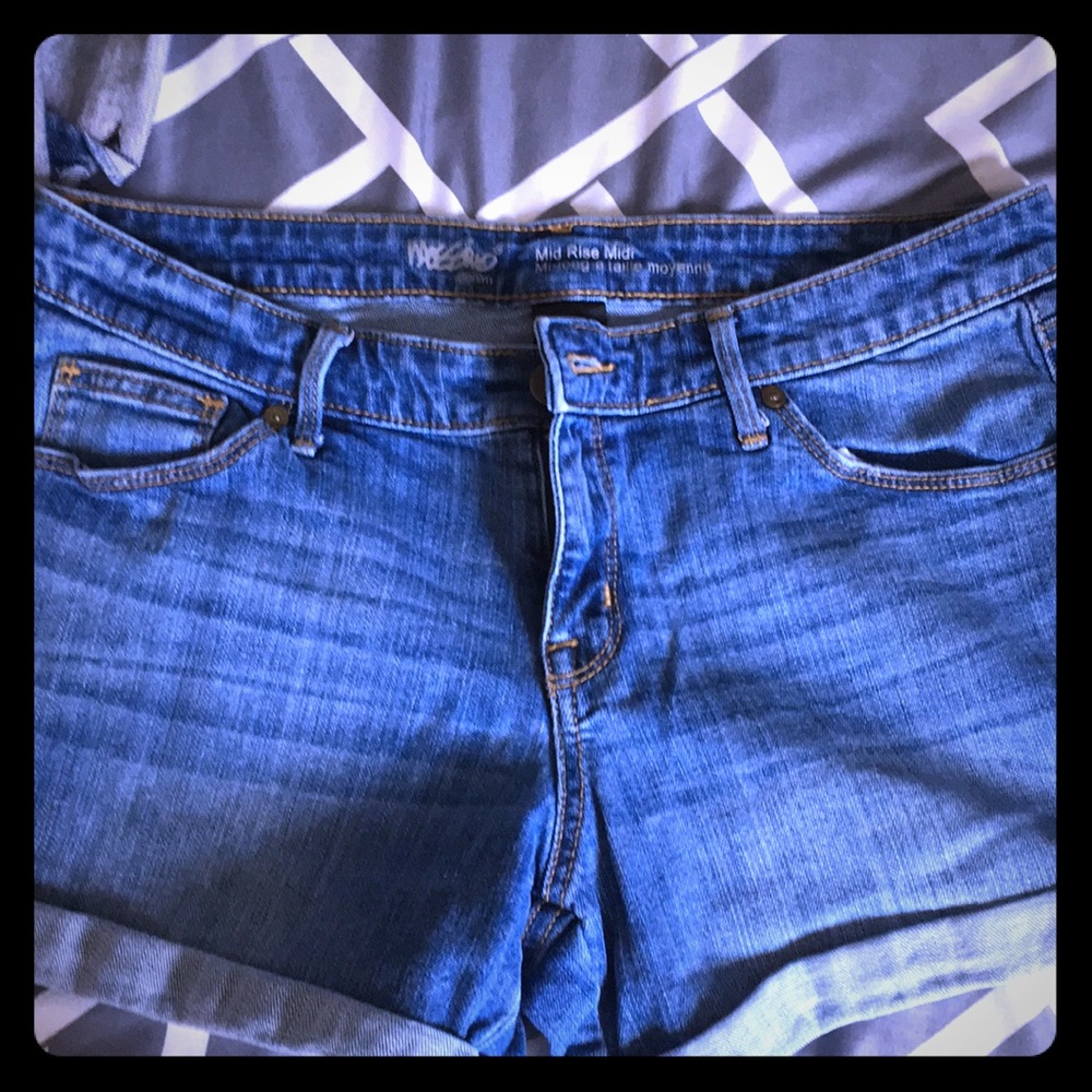 Women’s jean shorts